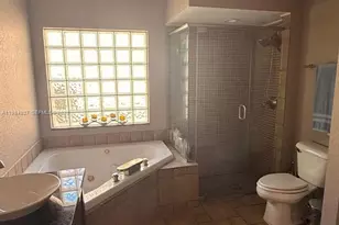 13154 NW 11th St, Pembroke Pines, FL 33028 - Photo 33