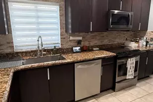 13154 NW 11th St, Pembroke Pines, FL 33028 - Photo 13