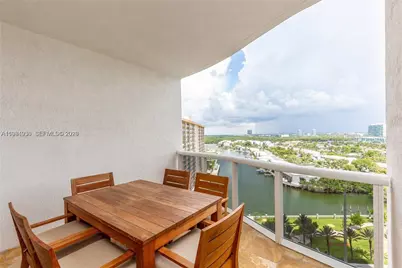 16001 Collins Ave #1106, Sunny Isles Beach, FL 33160 - Photo 35