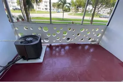1600 NE 114th St #104, North Miami Beach, FL 33181 - Photo 9