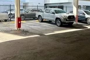 1033 Lenox Ave., Miami Beach, FL 33139 - Photo 15