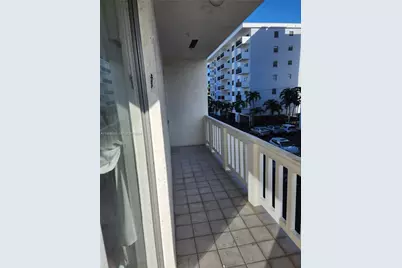 1033 Lenox Ave #303, Miami Beach, FL 33139 - Photo 11