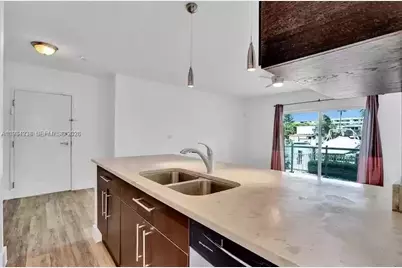 7171 Bay Dr #5, Miami Beach, FL 33141 - Photo 9