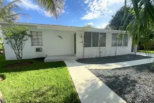 2400 NW 15th St, Miami, FL 33125 - Photo 19