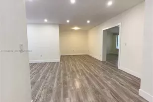 2400 NW 15th St, Miami, FL 33125 - Photo 11