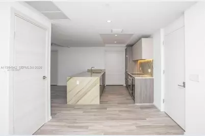 801 S Miami Ave #1710, Miami, FL 33130 - Photo 3