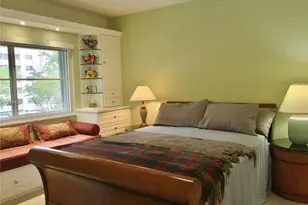 100 Edgewater Dr, Coral Gables, FL 33133 - Photo 15