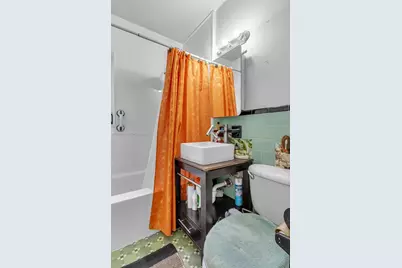 2490 NW 59th St, Miami, FL 33142 - Photo 15
