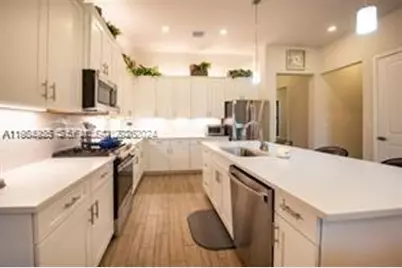 7637 S Blue Spring Dr #7637, Parkland, FL 33067 - Photo 5