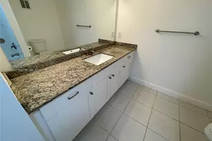 140 SW 117th Ave, Pembroke Pines, FL 33025 - Photo 9