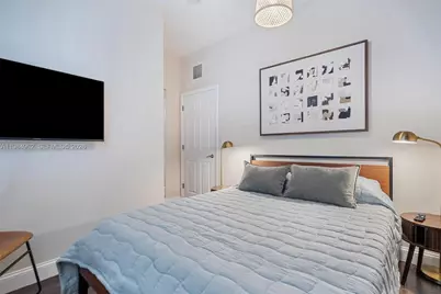 920 SW 9th St, Miami, FL 33130 - Photo 23