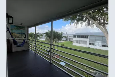 279 Markham M #M, Deerfield Beach, FL 33442 - Photo 13