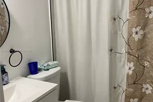 9405 W Flagler St, Miami, FL 33174 - Photo 13