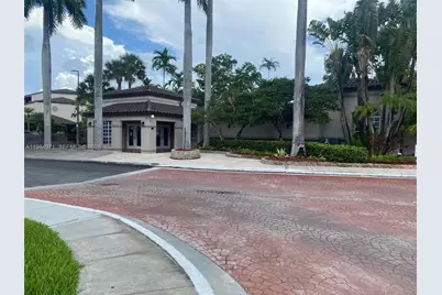 9849 Nob Hill Ln #9849, Sunrise, FL 33351 - Photo 5