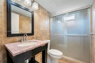 2455 Flamingo Dr, Miami Beach, FL 33140 - Photo 13