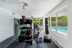 2455 Flamingo Dr, Miami Beach, FL 33140 - Photo 27