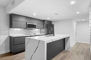 1609 NE 105th St, Miami Shores, FL 33138 - Photo 11