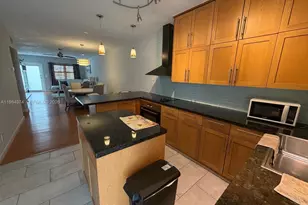 630 Layne Blvd, Hallandale Beach, FL 33009 - Photo 7