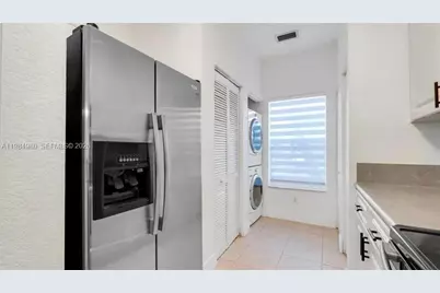 4921 SW 140th Ter #1, Miramar, FL 33027 - Photo 5