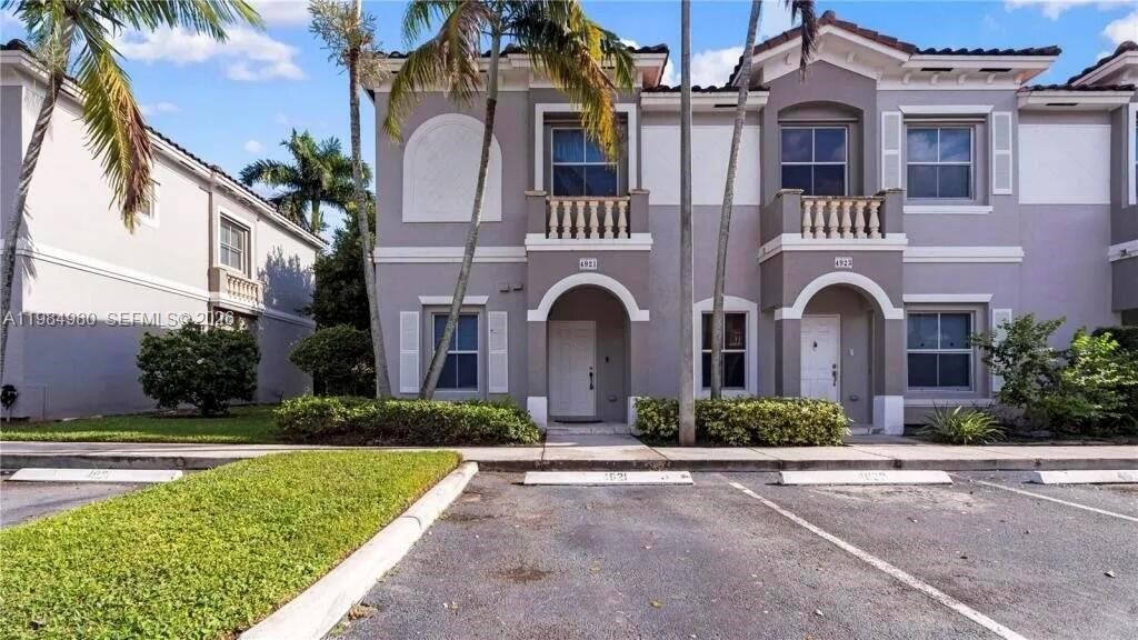 4921 SW 140th Terrace #1 main architectural view