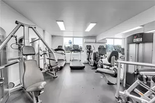 919 Hillcrest Dr, Hollywood, FL 33021 - Photo 1