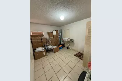 10201 SW 35th St, Miami, FL 33165 - Photo 11