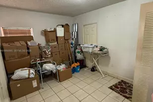 10201 SW 35th St, Miami, FL 33165 - Photo 11