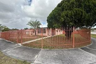 10201 SW 35th St, Miami, FL 33165 - Photo 19