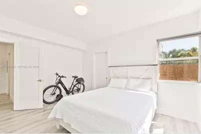 1275 Marseille Dr #35, Miami Beach, FL 33141 - Photo 11