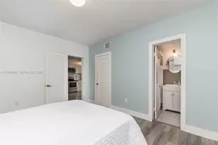 1275 Marseille Dr, Miami Beach, FL 33141 - Photo 7