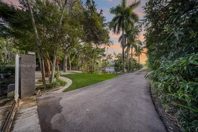 5981 SW 136th St, Pinecrest, FL 33156 - Photo 49