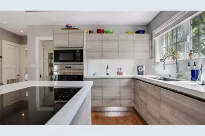 1147 Sorolla Ave, Coral Gables, FL 33134 - Photo 17