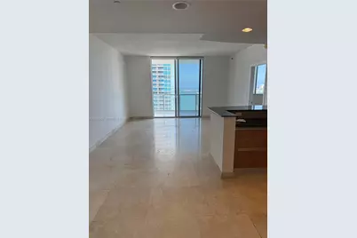 1060 Brickell Ave #4005, Miami, FL 33131 - Photo 7
