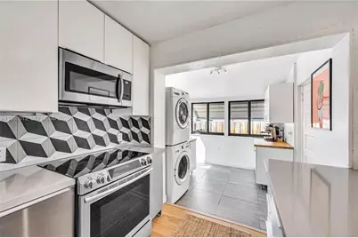 1240 SW 21st St, Miami, FL 33145 - Photo 9