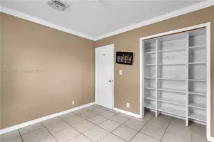 5730 SW 55th St, Davie, FL 33314 - Photo 13