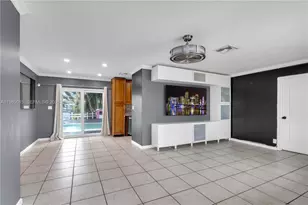 5730 SW 55th St, Davie, FL 33314 - Photo 5