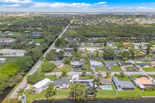 5730 SW 55th St, Davie, FL 33314 - Photo 31