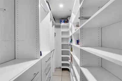 5730 SW 55th St, Davie, FL 33314 - Photo 17