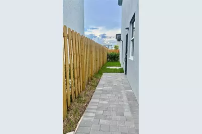 19479 SW 340th St #2, Homestead, FL 33034 - Photo 3
