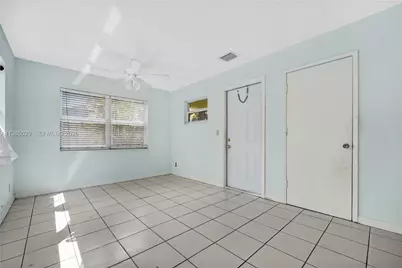340 SE 4th St, Deerfield Beach, FL 33441 - Photo 27