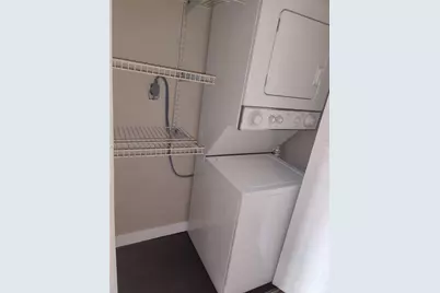 8290 Lake Dr #509, Doral, FL 33166 - Photo 11