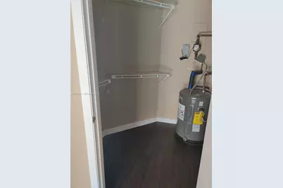 8290 Lake Dr #509, Doral, FL 33166 - Photo 13