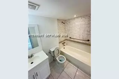 16950 W Dixie Hwy A128 Hwy #A128, North Miami Beach, FL 33160 - Photo 3