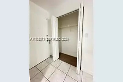 16950 W Dixie Hwy A128 Hwy #A128, North Miami Beach, FL 33160 - Photo 9