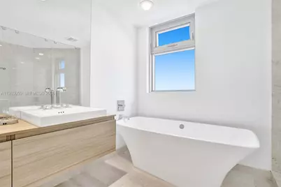 17301 Biscayne Blvd #1207, North Miami Beach, FL 33160 - Photo 31