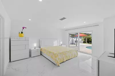 2816 NE 35th St, Fort Lauderdale, FL 33306 - Photo 21