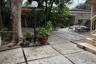 2624 NE 30th Pl, Fort Lauderdale, FL 33306 - Photo 3