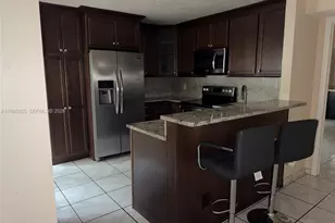 17321 NW 63rd Ave, Hialeah, FL 33015 - Photo 5