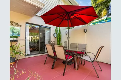 614 Executive Center Dr #102, West Palm Beach, FL 33401 - Photo 27