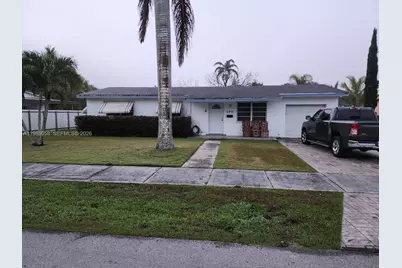 690 NW 19th St, Homestead, FL 33030 - Photo 7